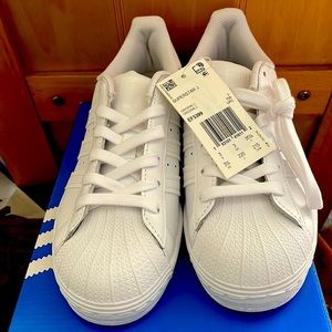 Kid shoes brand new in box